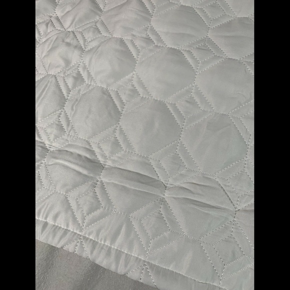 NEW Hotel Collection Alabastar Quilted (1) Standard Sham‎ Pillow - Picture 6 of 12